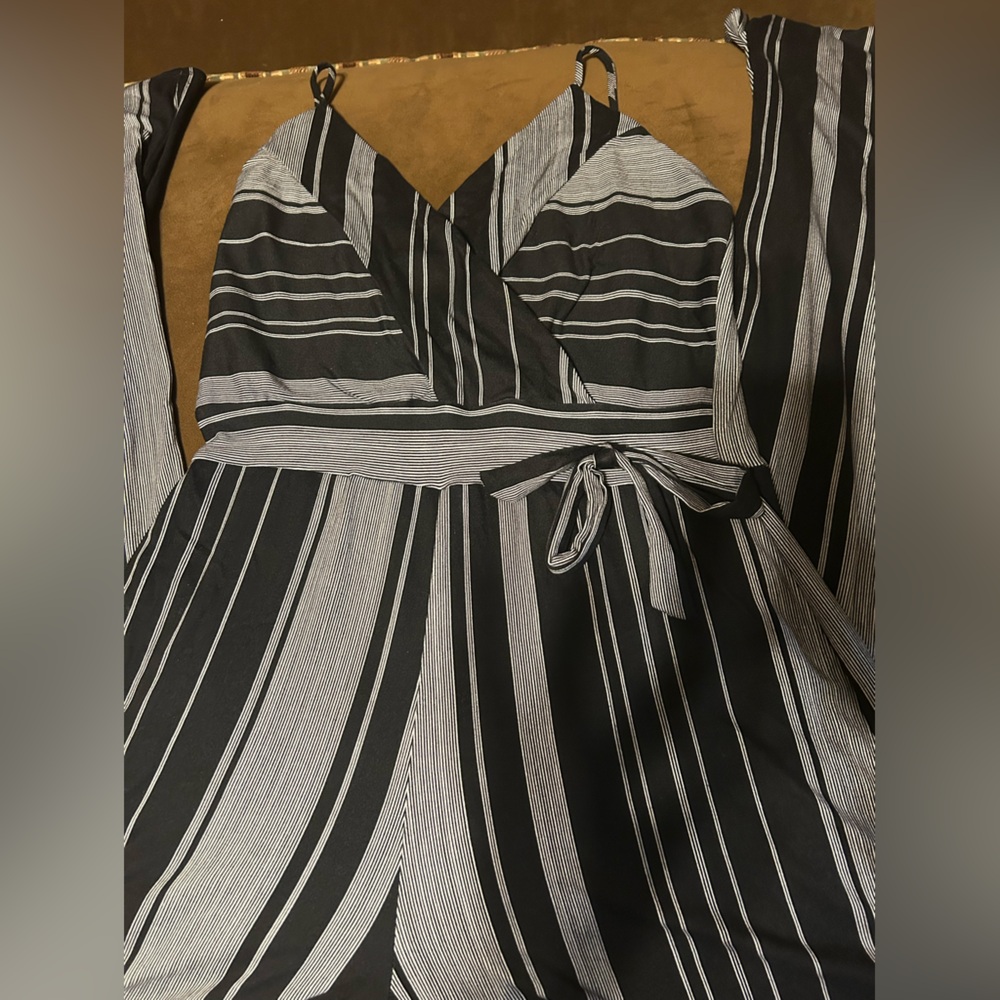 Worn once 🖤Great condition 🖤
